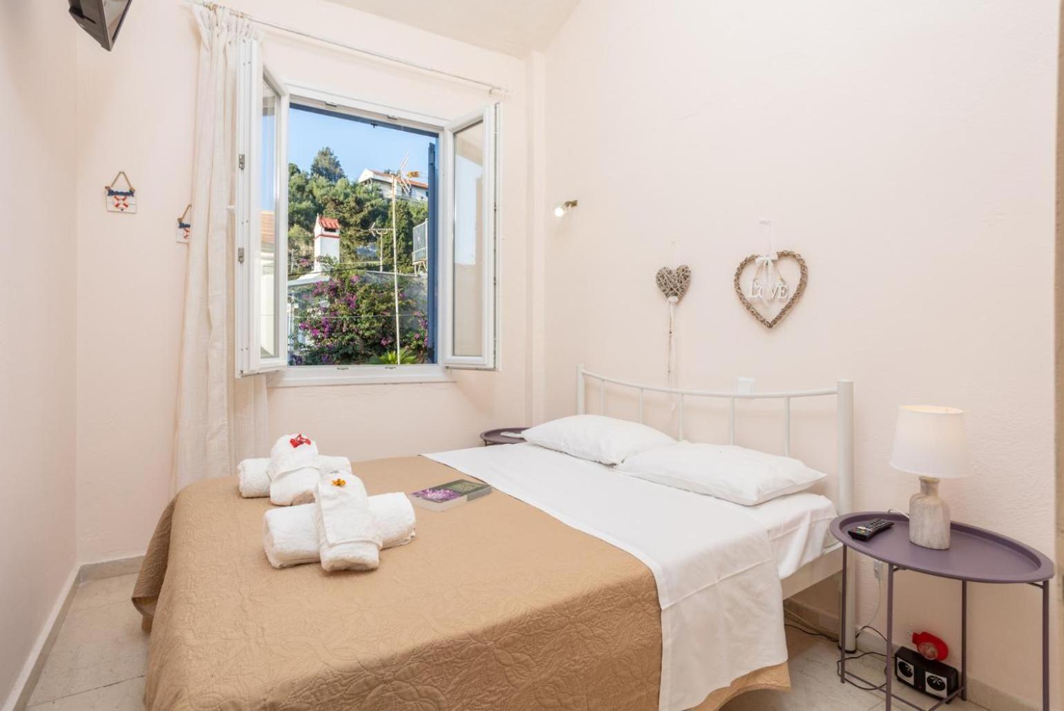 Flora Maisonettes 2 Gaios Zewnętrze zdjęcie
